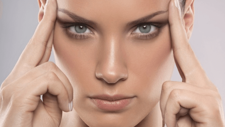 Альтернатива пластике: 7 упражнений, которые разгладят кожу на лице