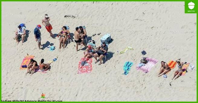Везде одно и то же: в США губернатор закрыл пляж, чтобы отдохнуть там самому! 