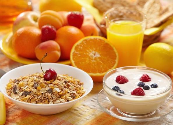 Эти 9 продуктов стоит есть на завтрак, чтобы избавиться от высокого давления, холестерина, улучшить зрение и работу мозга!