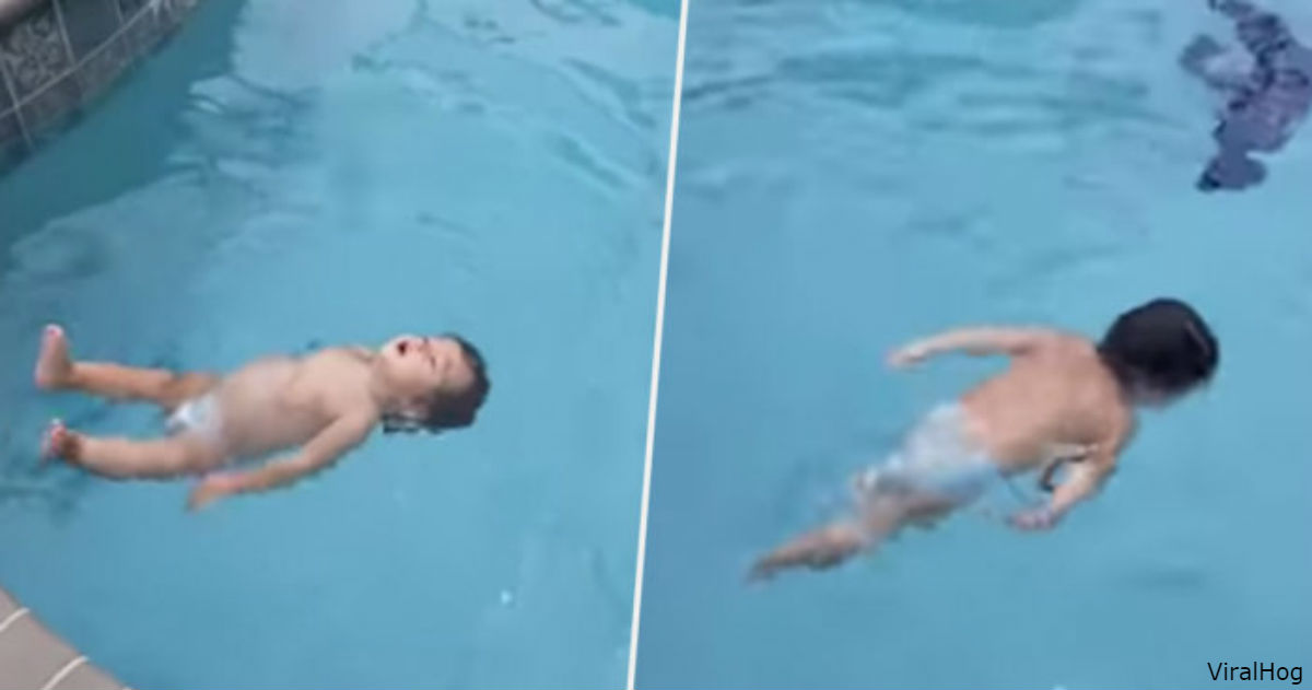 Ребенку которому 1 год плавает самостоятельно, в бассейне!