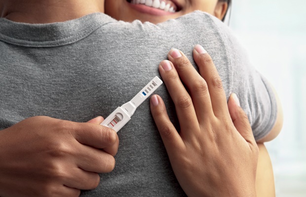 Самые ранние признаки беременности: симптомы первых недель, обзор эффективности тестов, анализы, отзывы