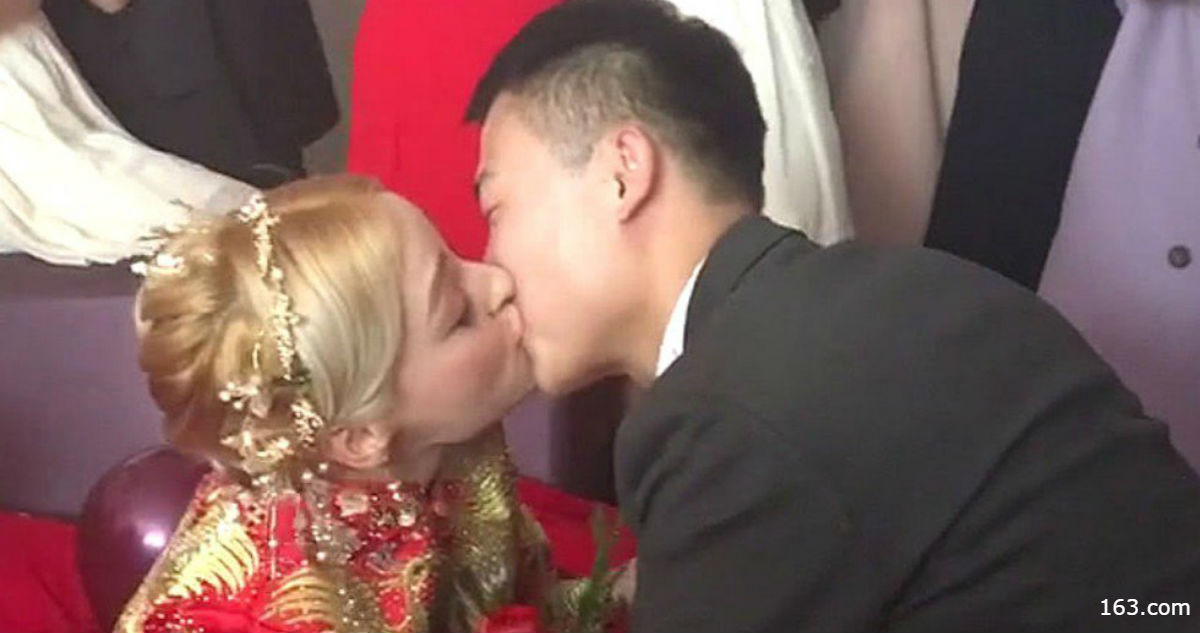 Китаец женился на украинке: его семья не верила, что за любовь не надо платить