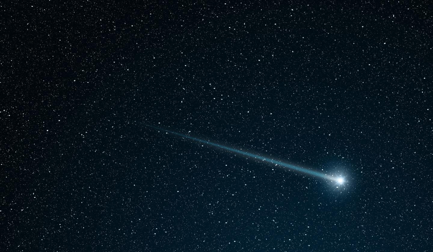 Комета c/2017 k2. Пик метеорного потока Аквариды. Комета Свифта-Туттля. Комета c/2022. Звездное небо кометы