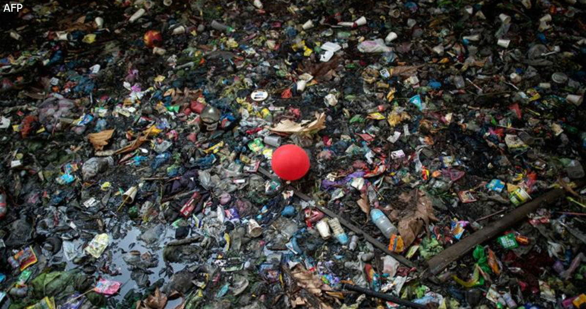 Европарламент запретил одноразовый пластик. Через три года его будет не купить
