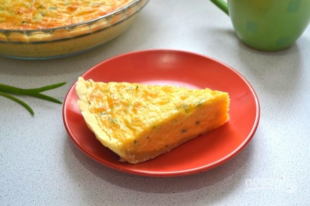 Пирог с сыром и зеленым луком