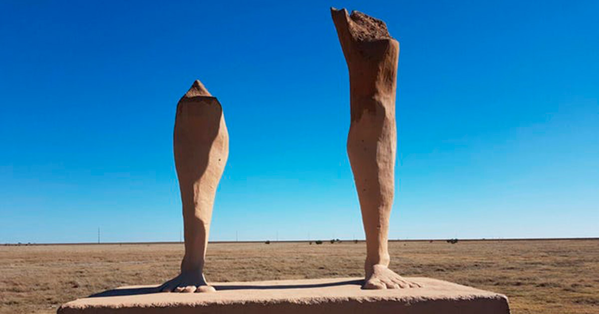 25 странных скульптур, глядя на которые возникает много вопросов