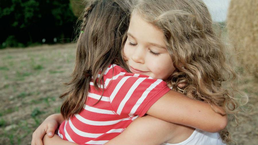 Хорошим другом быть непросто: советы, как научить ребенка дружить по-настоящему