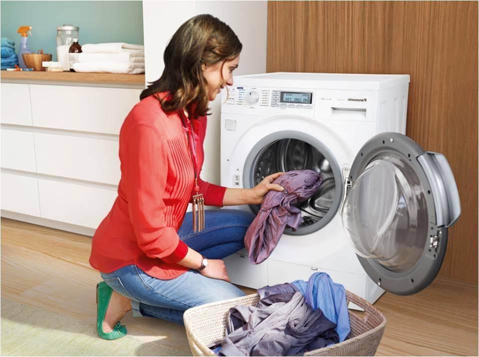 Распространенные ошибки при запуске стирки, которые портят одежду и стиральную машину