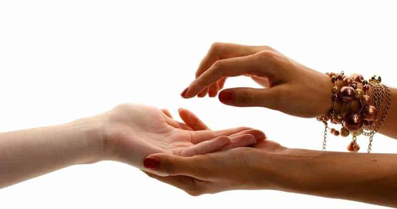 9 необычных вещей, которые руки могут раскрыть о характере человека