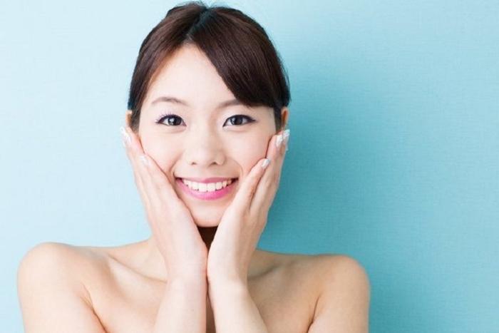 Как уменьшить морщины и снять отек с лица: китаянки поделились популярными секретами красоты