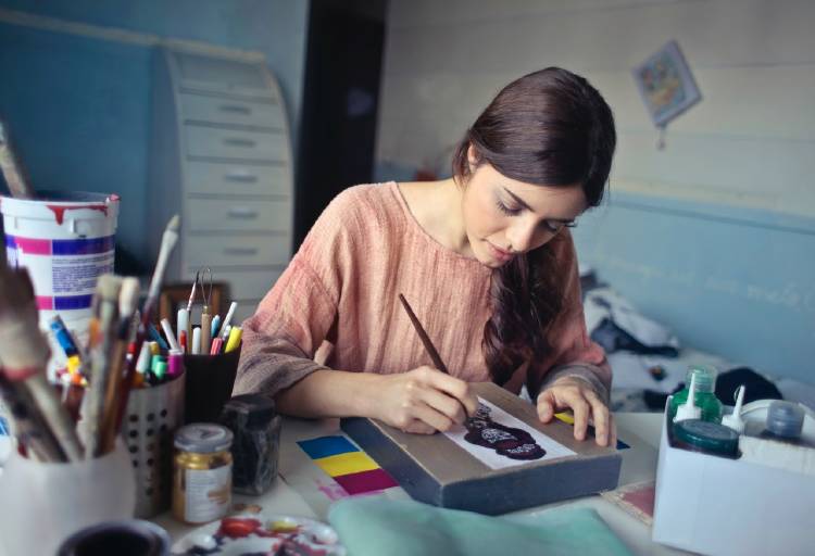 Тренировка мозга и повышение самооценки: пять причин, почему нужно заниматься живописью, даже если не умеете рисовать