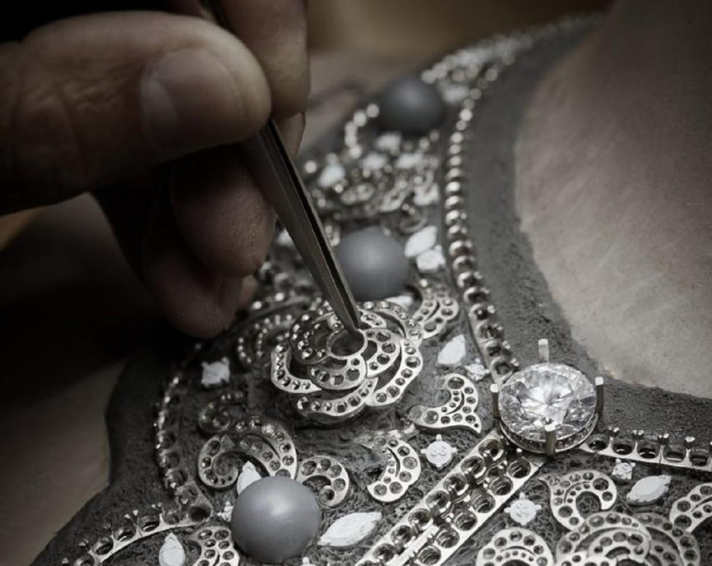 Chanel посвятил России коллекцию ювелирных украшений