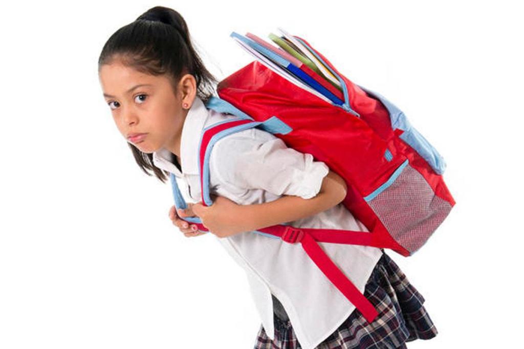 Готовимся к школе: ученые посчитали, сколько должен весить рюкзак ребенка