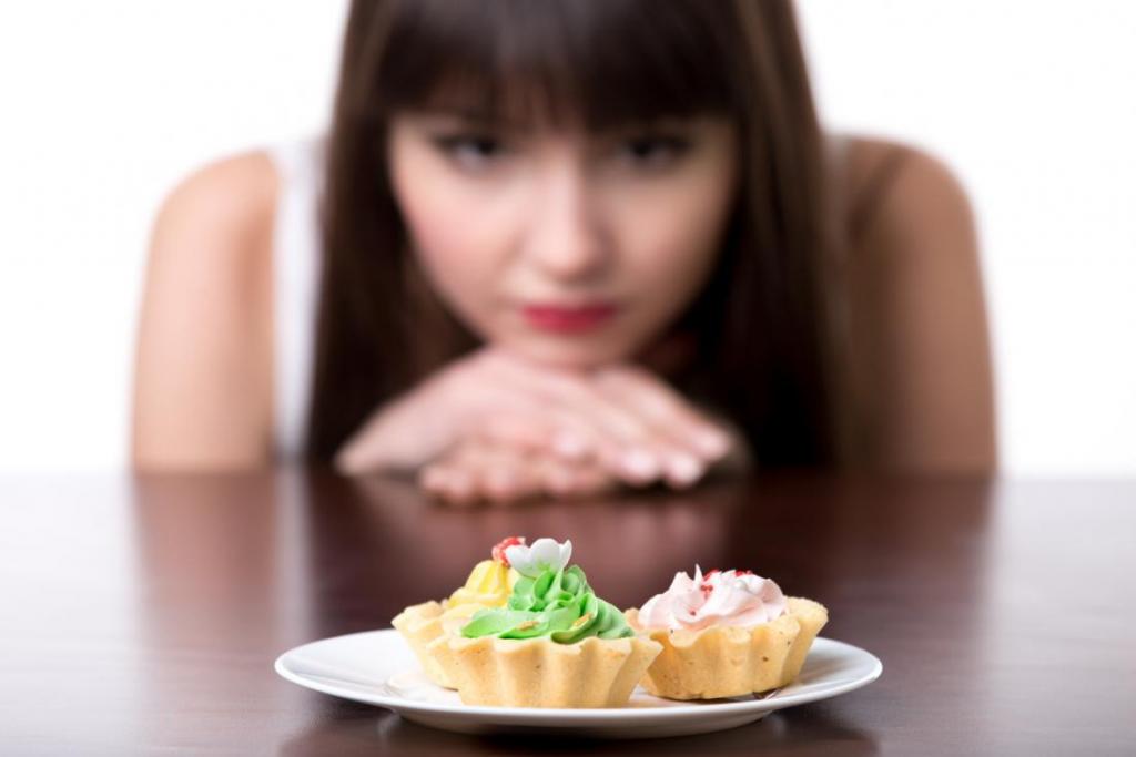 Почему иногда нам сложно противостоять желанию съесть вкусного: все дело в распределении сил, отвечают ученые