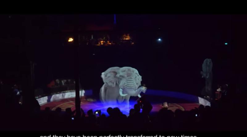 Зрители в восторге - цирк использует световое шоу в виде голограммы в ответ на жестокое обращение с животными-исполнителями