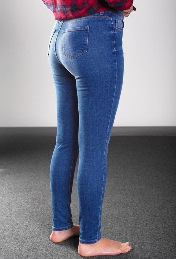 3 крутых способа выбрать идеальные джинсы, не примеряя их