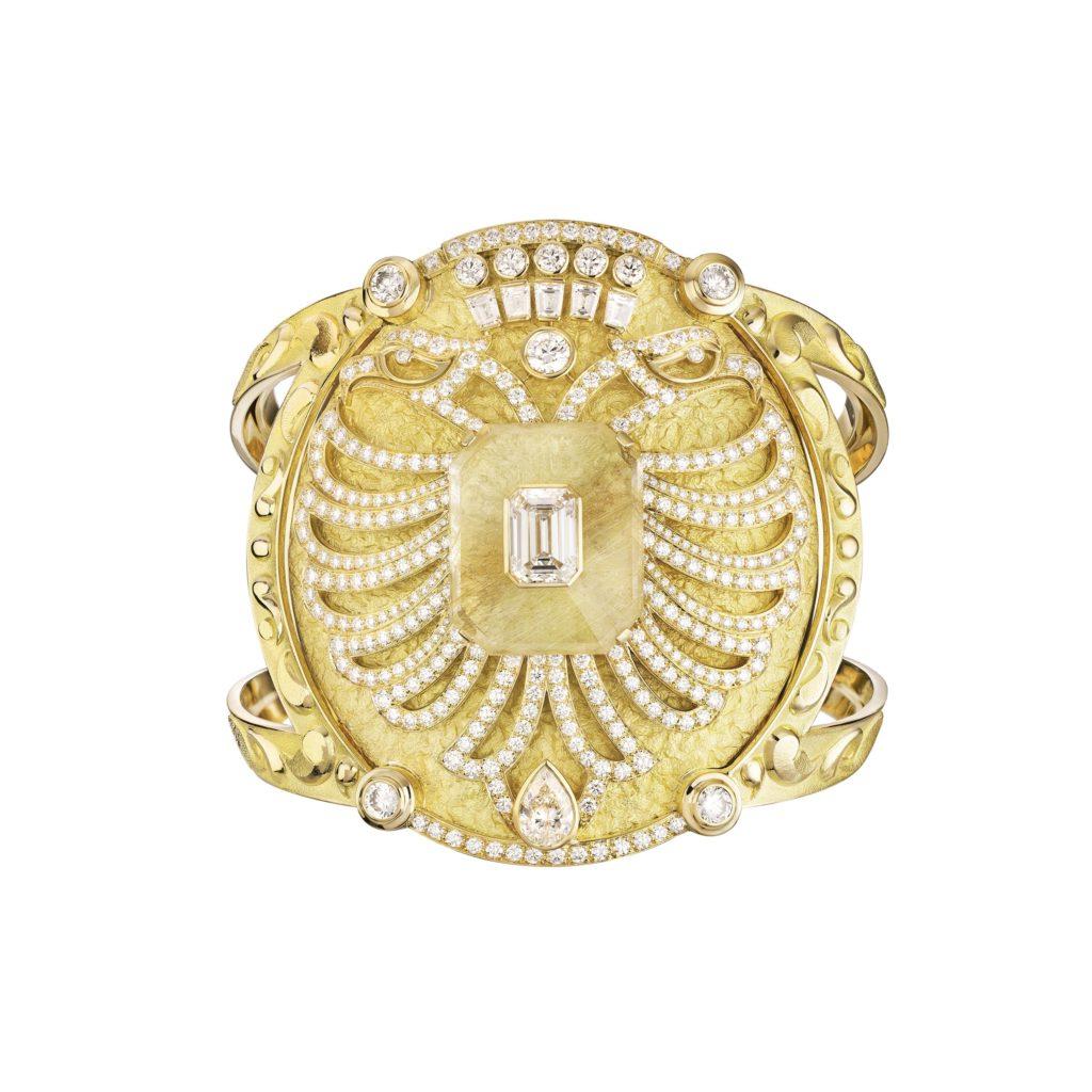 Chanel посвятил России коллекцию ювелирных украшений