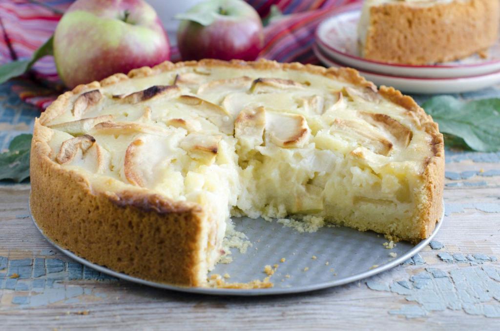 Чтобы не толстеть, я готовлю диетические пироги с яблоками и капустой: делюсь двумя рецептами