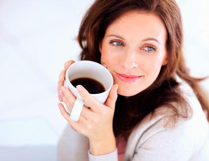 5 напитков, которые сильнее, чем кофе, стимулируют нервную систему и при этом наносят намного меньше вреда