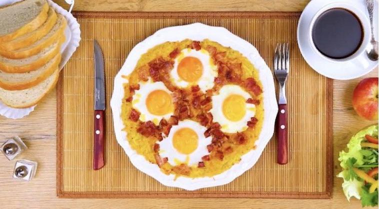Быстрый завтрак для всей семьи: от кексов до картофеля   10 необычных рецептов с яйцами
