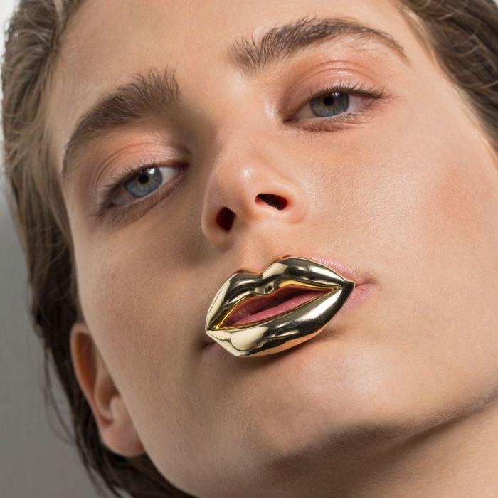 Украшения для губ - новая горячая тенденция, которая лучше, чем макияж