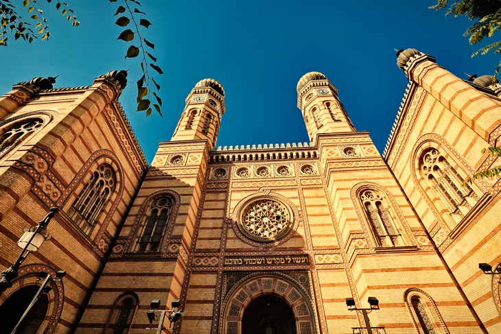 От Голубой мечети в Турции до храма Минакши в Индии: самые красивые и величественные храмы, церкви и мечети в мире
