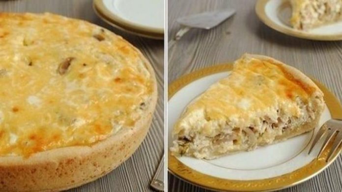 Вкусный и ароматный пирог сметанник с грибами и курицей
