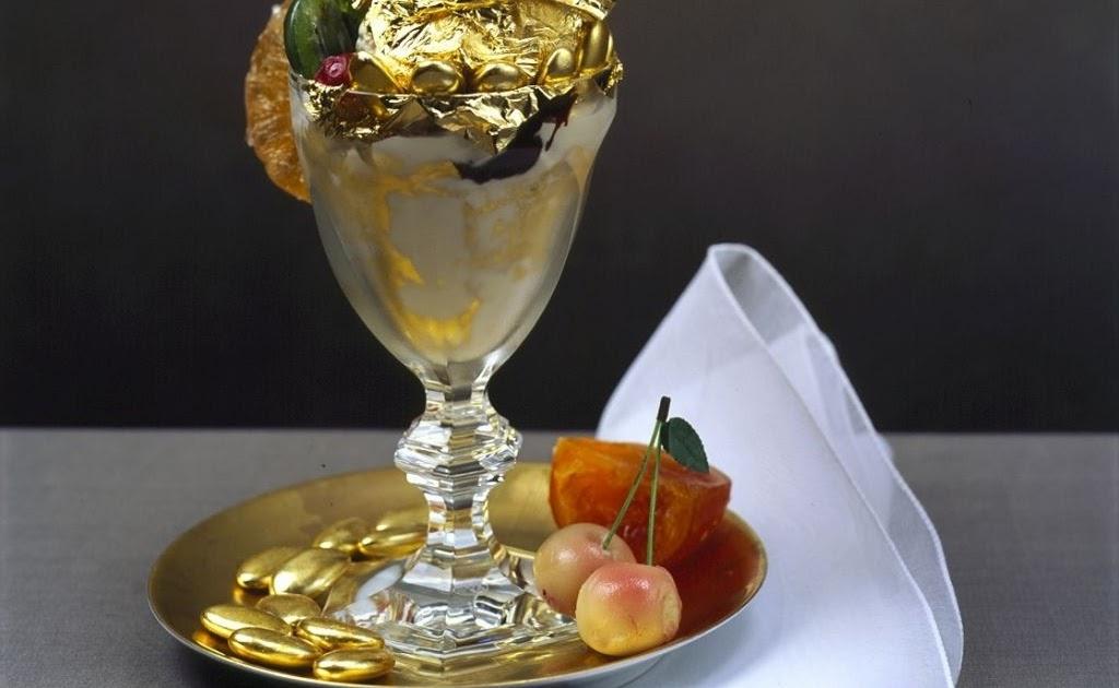 The Golden Opulence Sundae мороженое