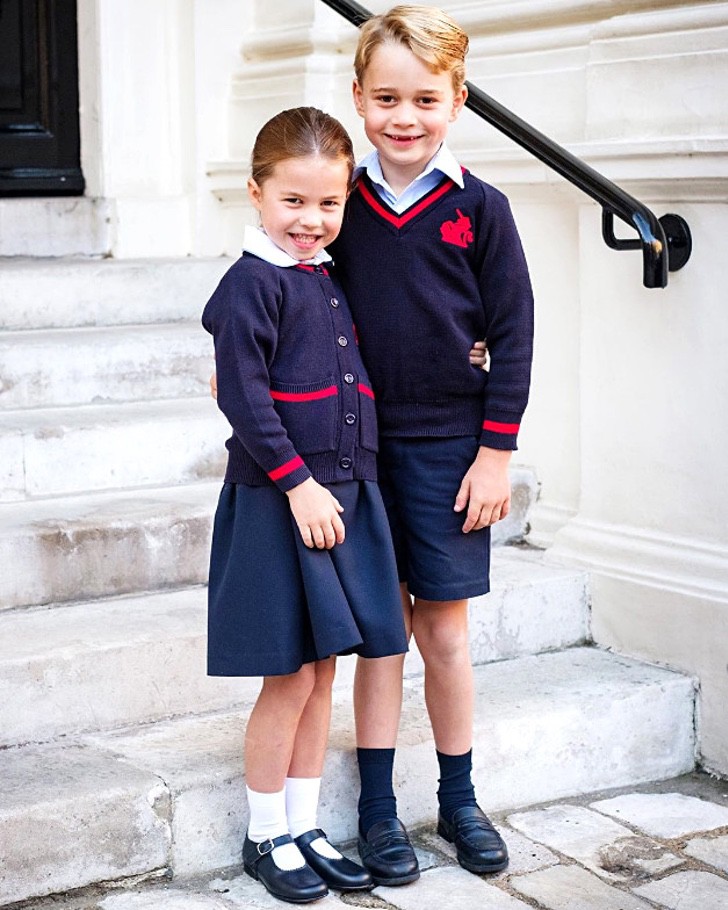 Детали первого школьного дня принцессы Шарлотты: элитная школа, новые правила и единорог