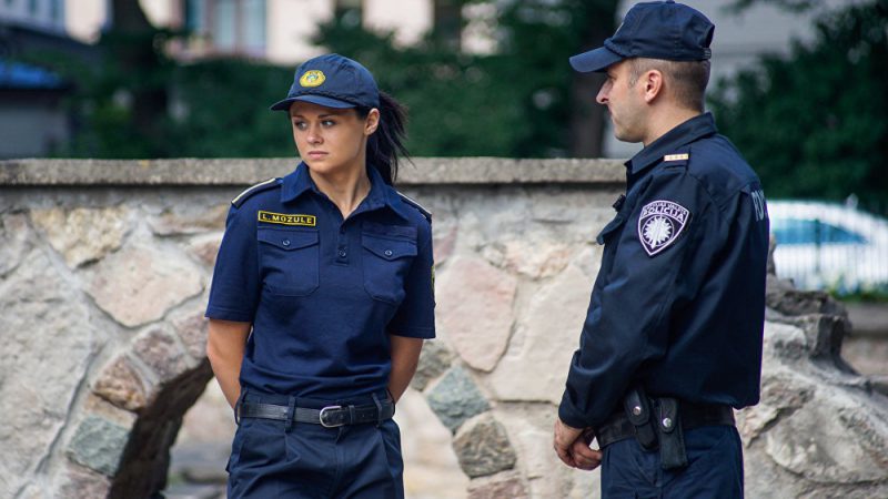 Форма им к лицу: как выглядят самые красивые девушки-полицейские в разных странах мира. Фото