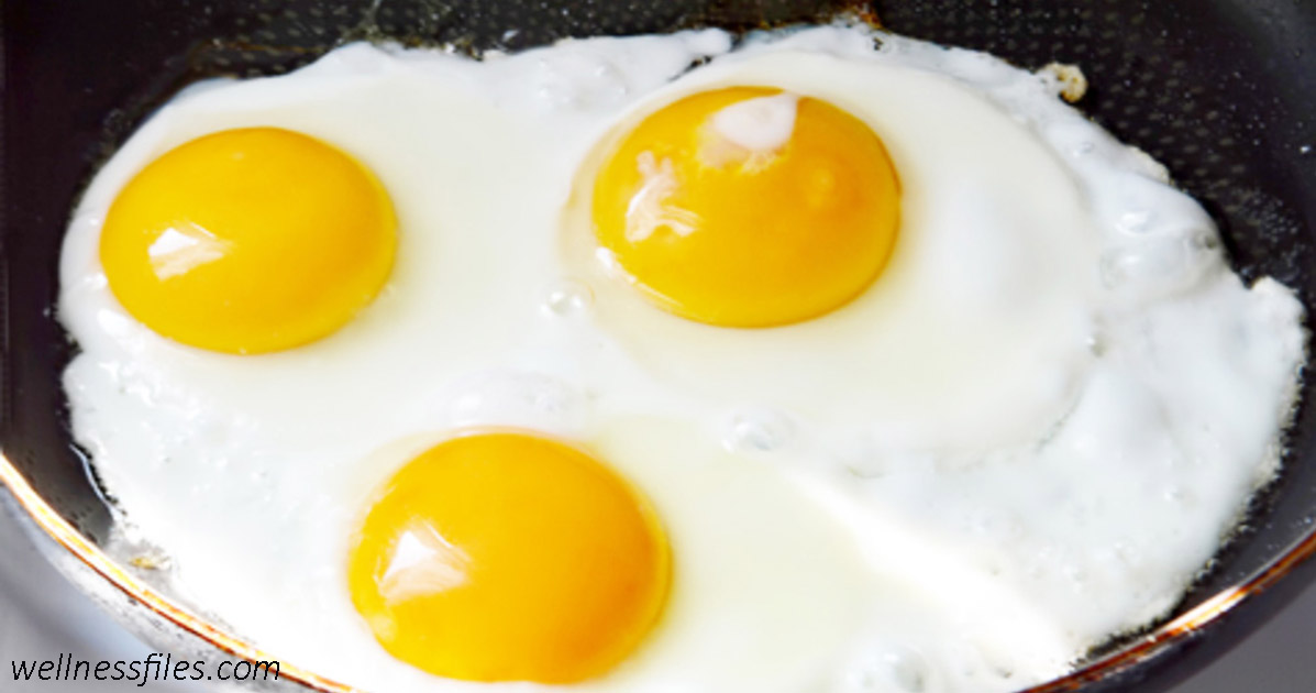 Яйца   продукт полезный, но их нельзя есть более 3 в неделю. Вот почему