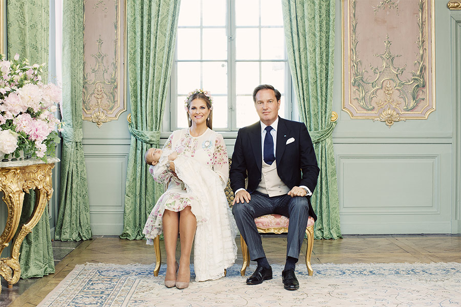 В гостях у королевских особ: как выглядят роскошные интерьеры современных дворцов от Англии до Дании