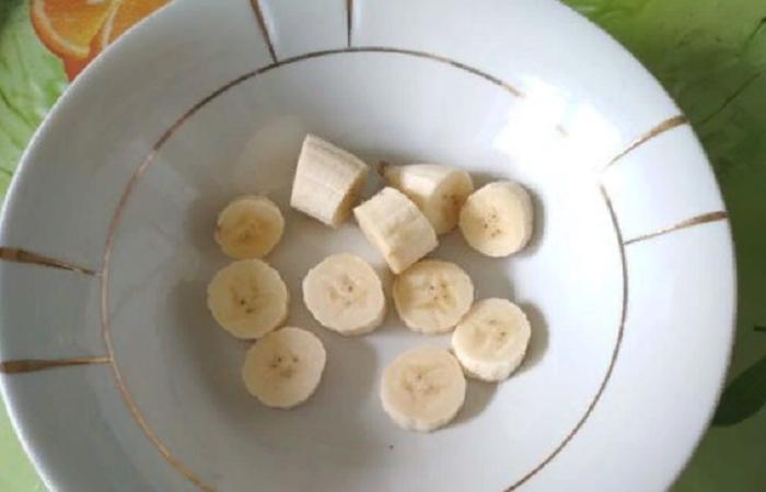 Когда я замечаю у себя лишние килограммы, начинаю готовить на завтрак вкусные банановые сырники. Уже через неделю фигура становится прежней