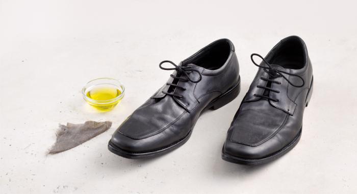 Сосед сапожник научил чистить обувь оливковым маслом, теперь туфли сияют в любую погоду. 10 способов применения масла