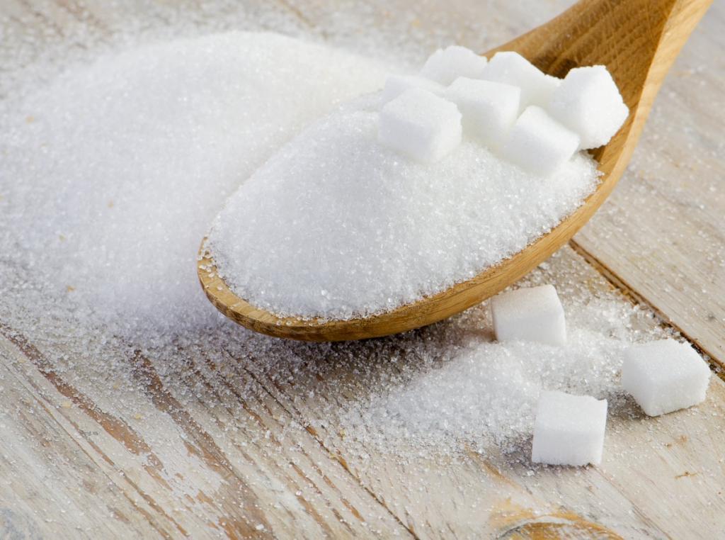 Сахар можно использовать в качестве скраба для тела и для губ. Свекровь рассказала о неординарных способах его применения