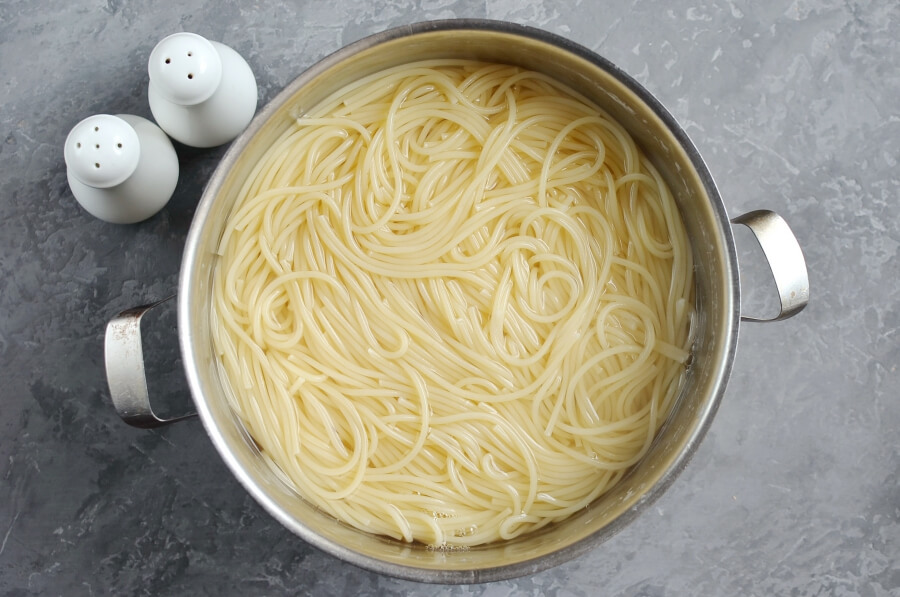 Рецепт приготовления спагетти с тремя сырами. Готовлю почти каждый день