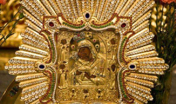 Почаевская икона Божией Матери — самая почитаемая чудотворная святыня!