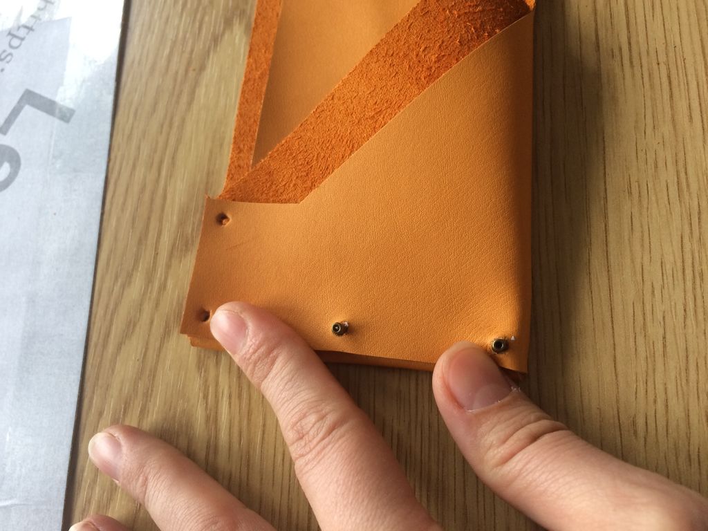 Кошелек на заклепках в технике оригами: как сделать бумажник из натуральной кожи без единого шва