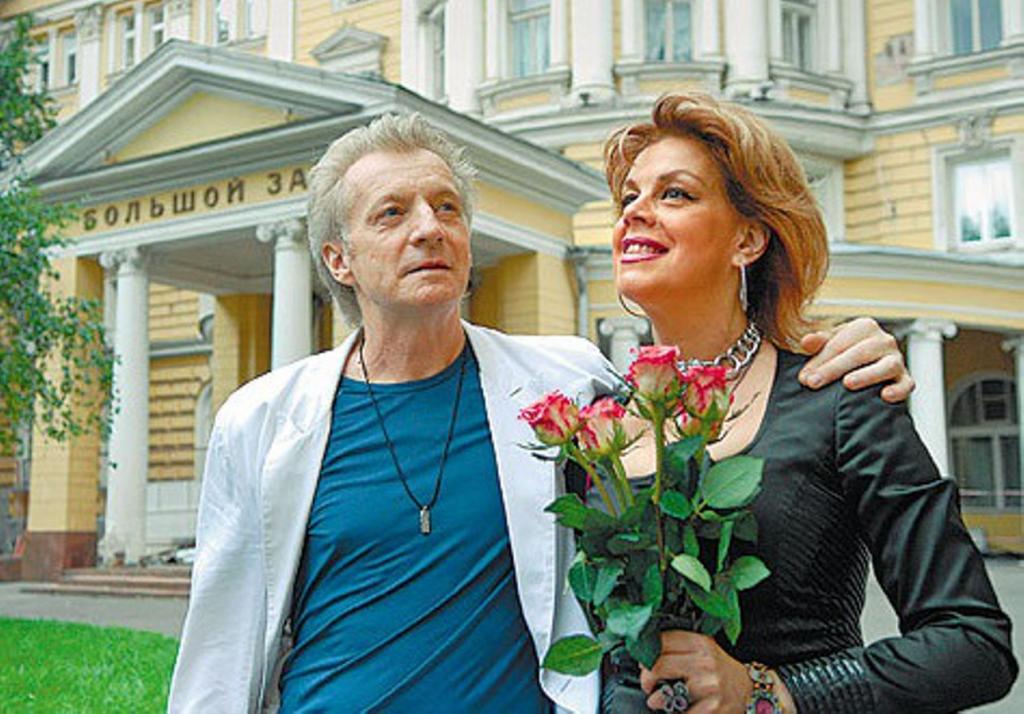 В их брак никто не верил, а теперь они вместе лепят пельмени и варят борщ: 30 лет любовной истории Казарновской и ее австрийца