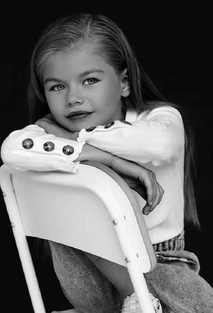 Маленький ангел: 6-летняя Алина Якупова из Москвы привлекла внимание мира своей внешностью