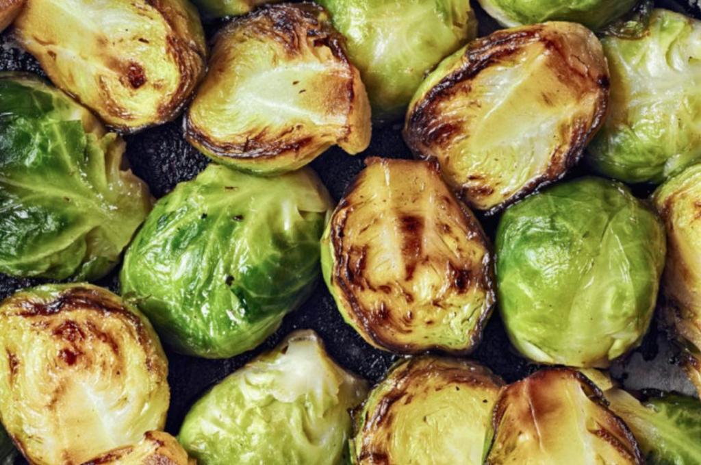 Брюссельская капуста в сиропе: 10 полезных и вкусных рецептов, с которыми овощи будут вкуснее сладостей