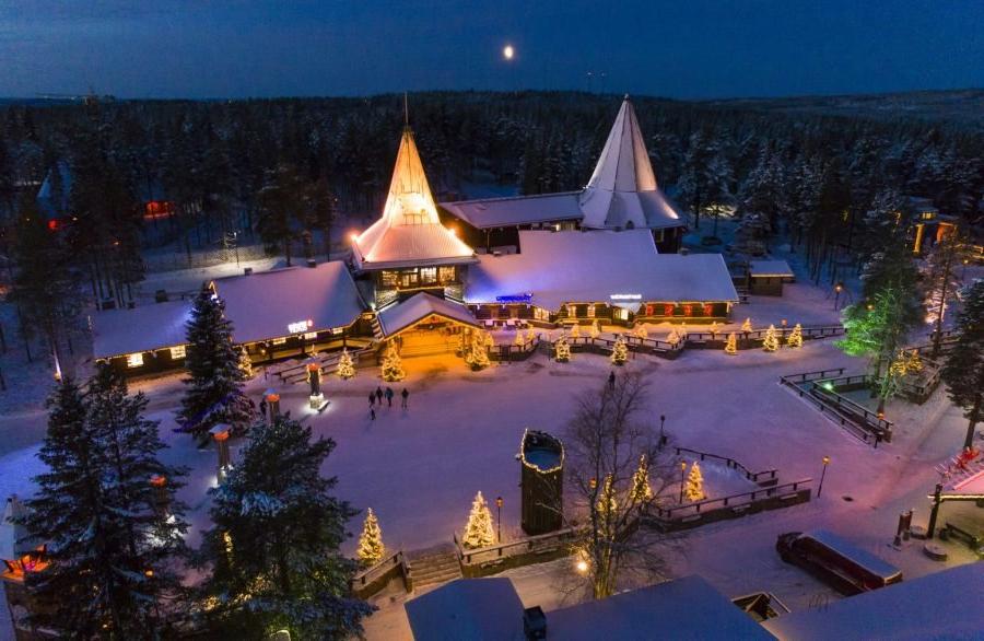 10 сказочных мест на планете для отдыха вместе с детьми: вилла Санта Клауса в Финляндии под Новый Год оставит теплые воспоминания у ваших деток