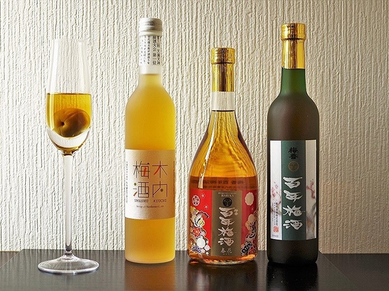 Японский алкогольный напиток. Японские алкогольные напитки. Традиционные напитки Японии. Японский напиток саке. Элитный японский алкоголь.