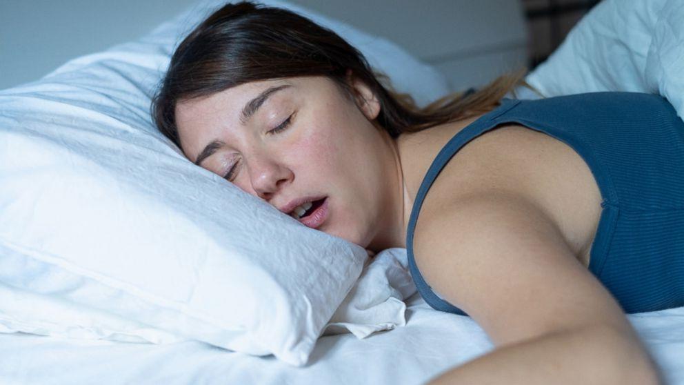 Видеть сны полезно: доктора пояснили важность сновидений для здоровья