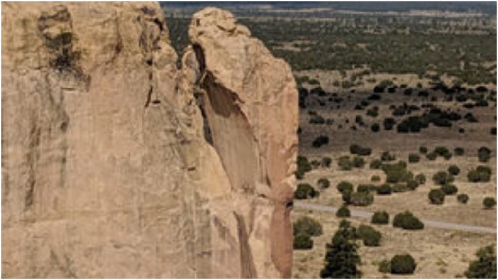 Арка дятла: эта фантастическая скала в Нью-Мексико не поддается гравитации, времени и классификации