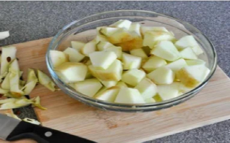 Клубнично-яблочное пюре, необычное и очень приятное сочетание вкусов и ароматов