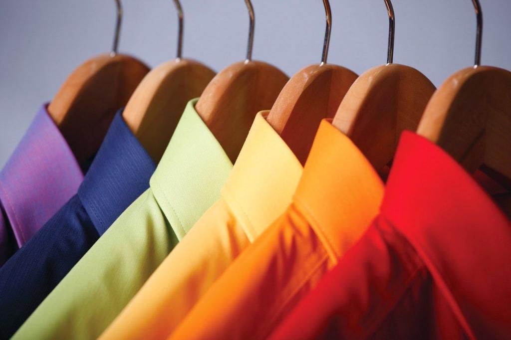 В заложниках у шкафа: что такое психология гардероба и как одежда влияет на нашу жизнь
