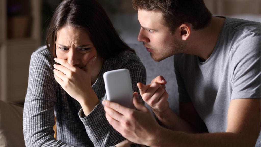 Моральное и физическое насилие: психолог назвал 10 признаков, указывающих на то, что ваши отношения токсичны
