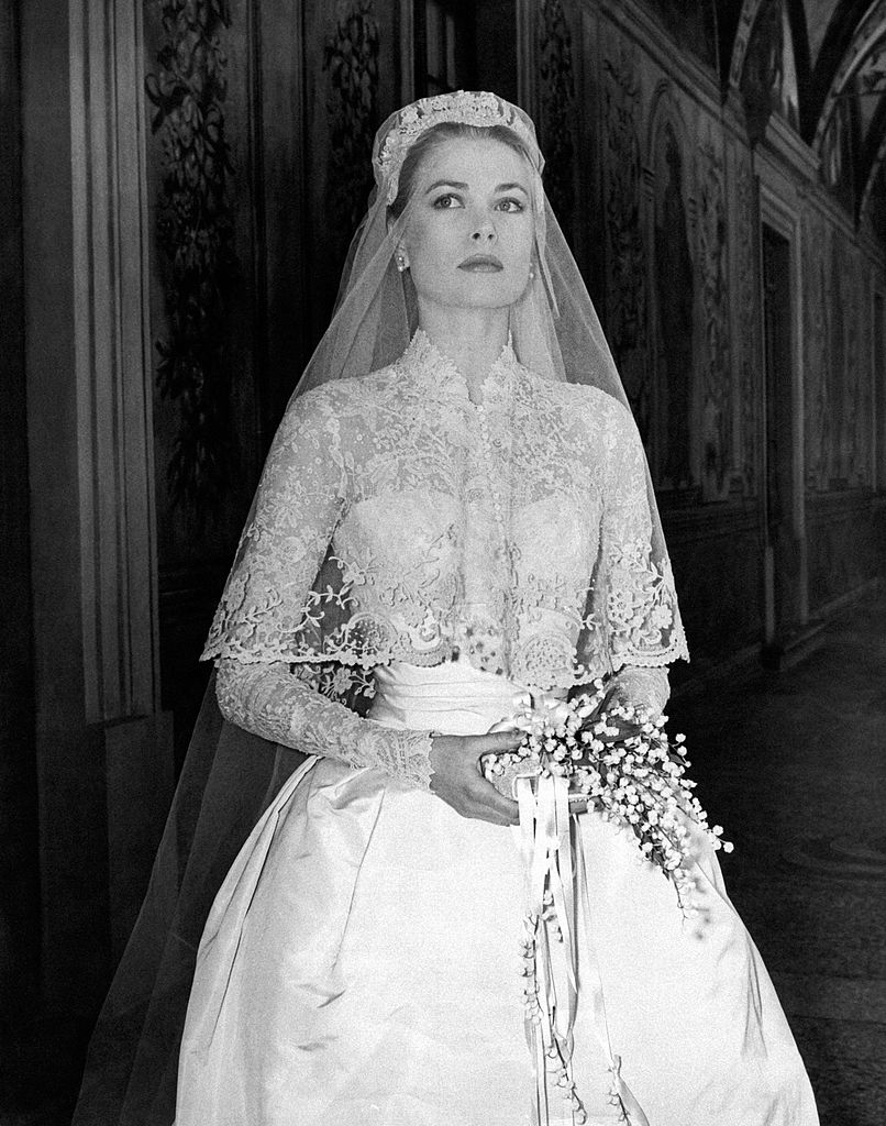 Наряды только для королев: самые красивые свадебные платья в истории мира (самый восхитительный образ у королевы Виктории)