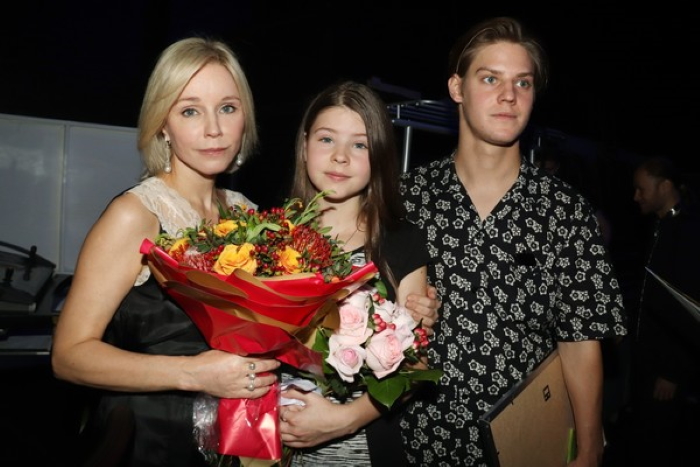 Как выглядит 13-летняя дочка Олега Табакова и Марины Зудиной: фото